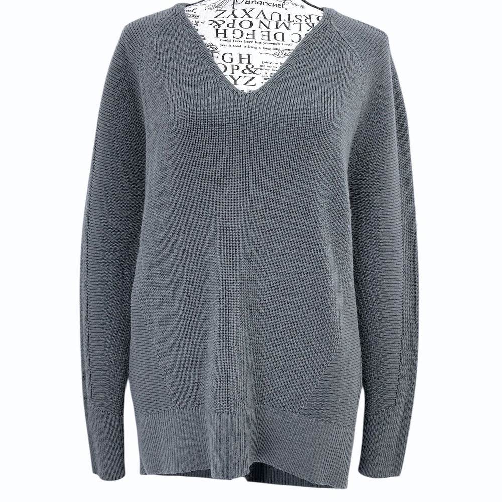 Athleta Hanover V-Neck Sweater Women's XS Gray Merino Wool Blend Pullover Cozy